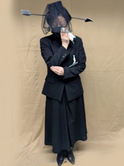 「私だけが残ってしまって…神よ…もう死んでもいいですか？」と言ってる気づいてない人
